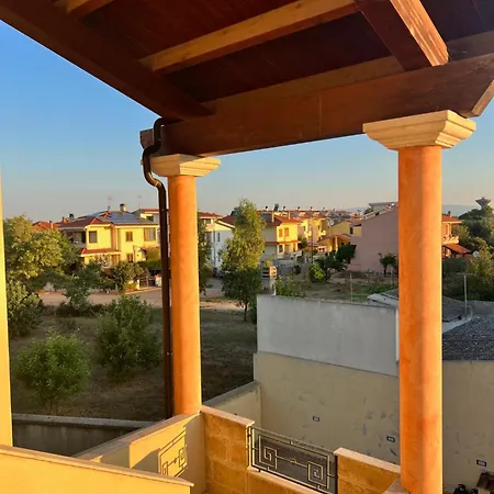 Проживание в семье Monicas Place