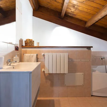 Monicas Place Santa Giusta