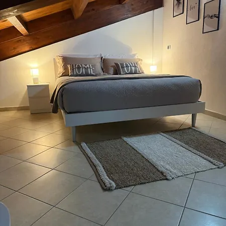 Monicas Place Проживание в семье